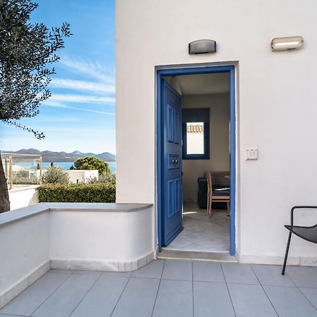 Porto Galini Seaside Resort & Spa Nikiana Exterior foto A typical room at the hotel